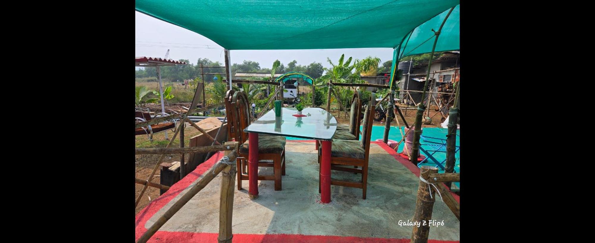 Sea Touch Beach Resort Harihareshwar Buitenkant foto