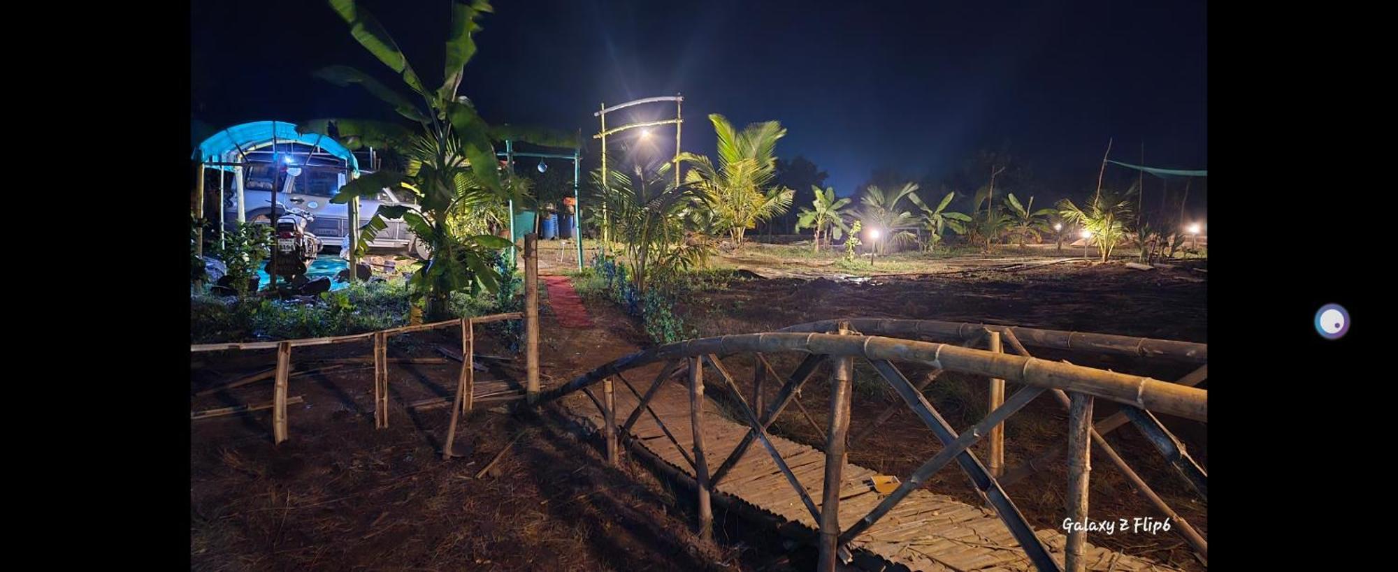 Sea Touch Beach Resort Harihareshwar Buitenkant foto