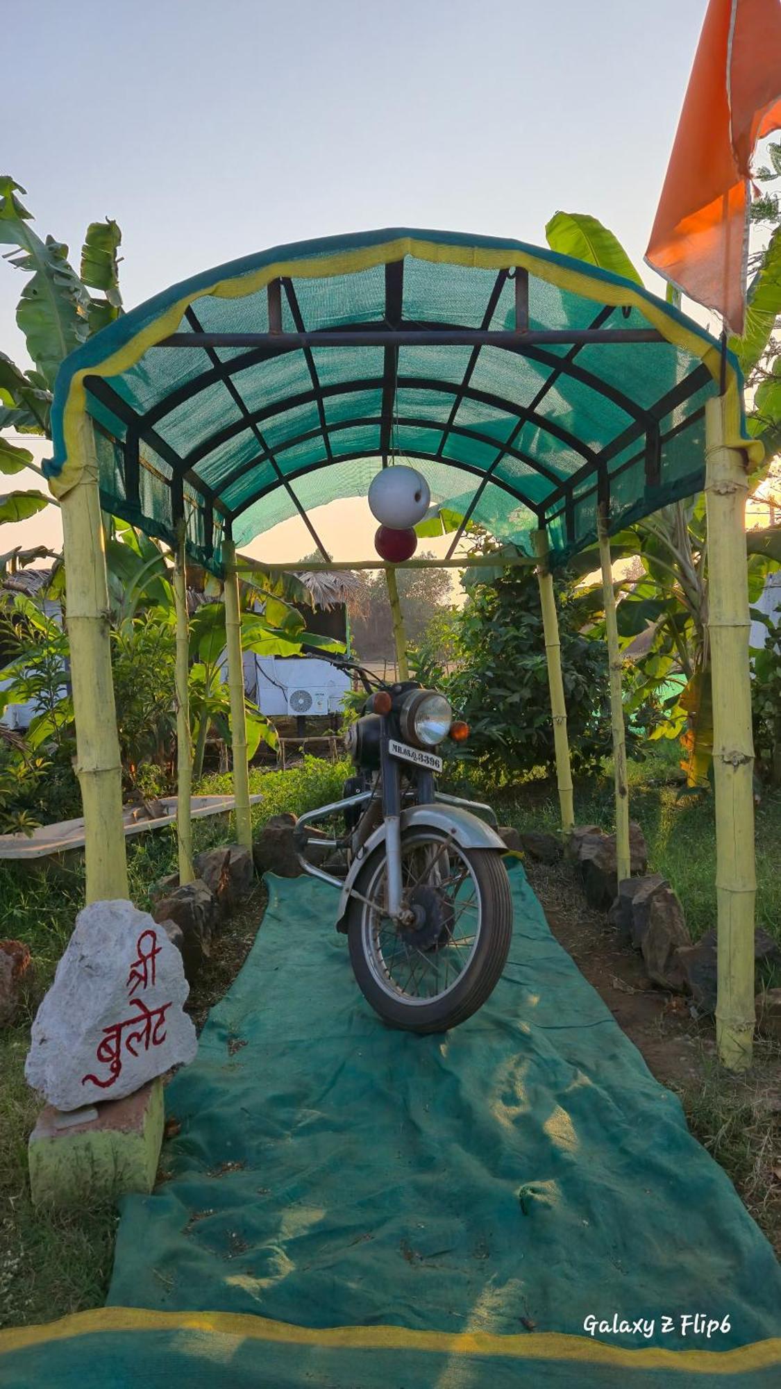 Sea Touch Beach Resort Harihareshwar Buitenkant foto