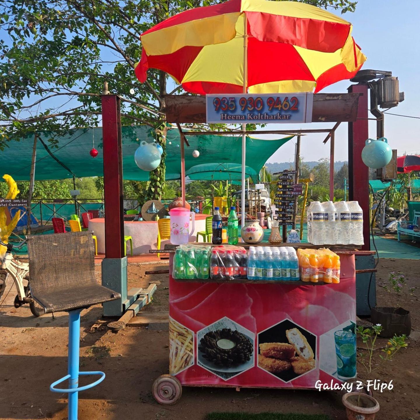 Sea Touch Beach Resort Harihareshwar Buitenkant foto